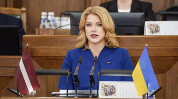 Evika Siliņa: Sabiedrisko mediju saturam pamatā jābūt latviešu valodā