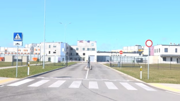Liepājas jaunais cietums: modernākā ieslodzījuma vieta Baltijā sāk darbu