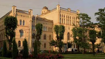 Uzsākta Latvijas Universitātes vēsturiskās galvenās ēkas atjaunošanas darbi