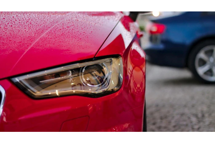 Nesteidzieties mainīt saplaisājušu lukturi: Metodes, kas palīdz saglabāt oriģinālo detaļu