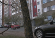 Izmaiņas ceļu satiksmes noteikumos un neskaidrības ar automašīnu caurlaidēm pagalmos