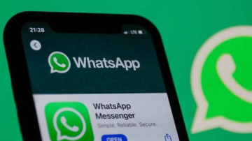 “WhatsApp” ceļ privātumu jaunā līmenī — paziņojumi pazūd pēc izlasīšanas