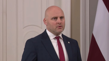 Topošā valdība vienojas neaiztikt sabiedrību šķeļošus jautājumus - kā tas izskatīsies