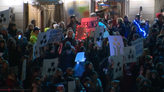 Par 2025. gada protestu rīkošanu Latvijas PEN balvu piešķir organizācijai "Protests"