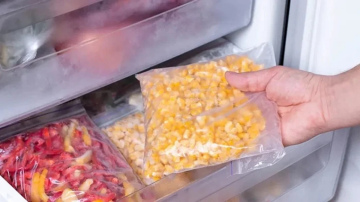 Ikdienas pārtikas produktu uzglabāšana saldētavā: ko labāk atstāt ledusskapī